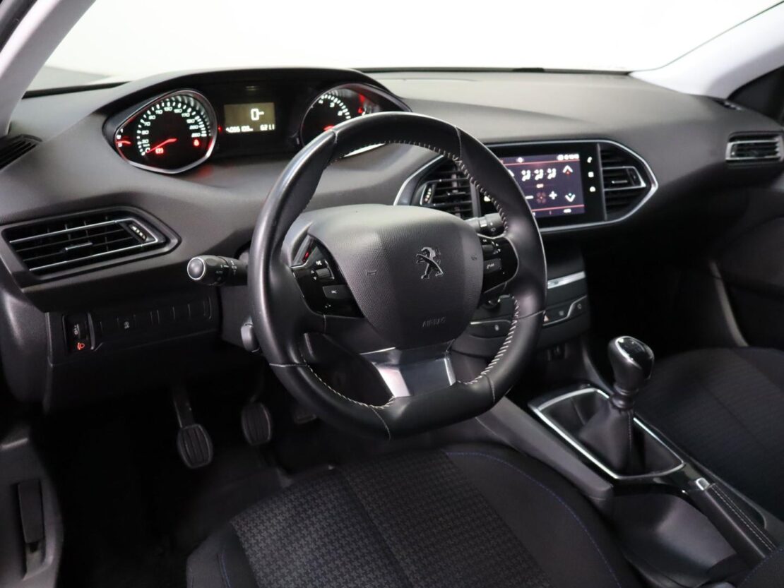 Peugeot 308 SW Style 1.2 PureTech 6