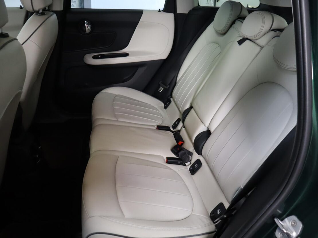 Mini Countryman Cooper D ALL4 Auto 8