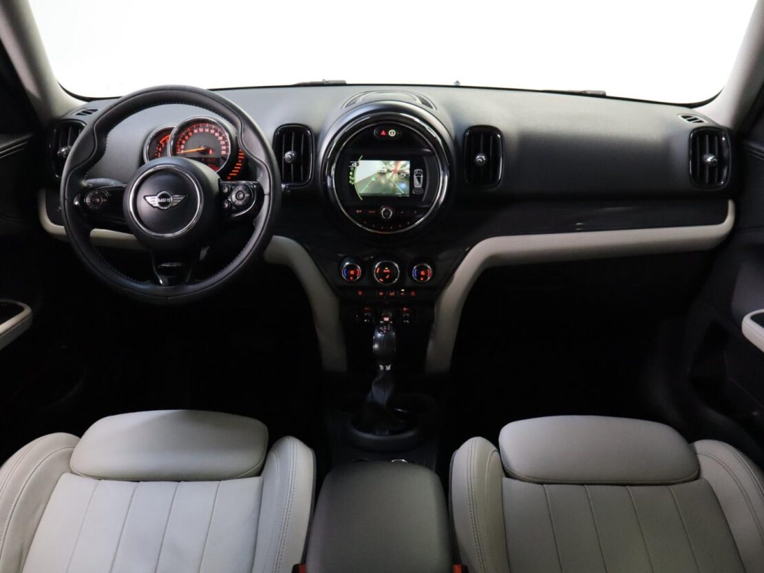 Mini Countryman Cooper D ALL4 Auto 9