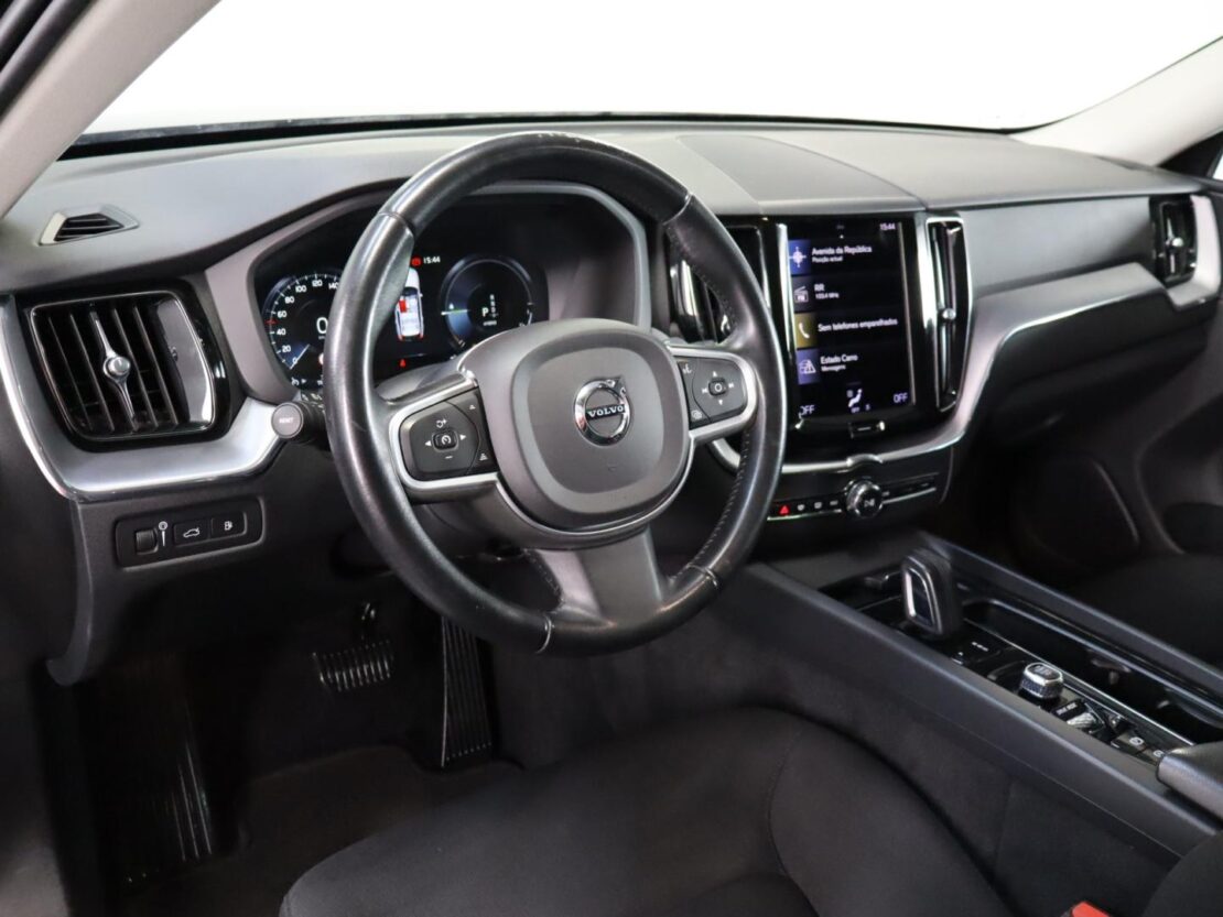 Volvo XC60 2.0 T6 PHEV Inscription AWD 8