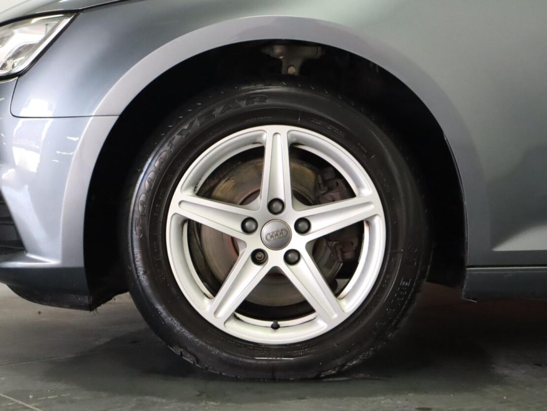 Audi A4 35 TDI S tronic Avant 5