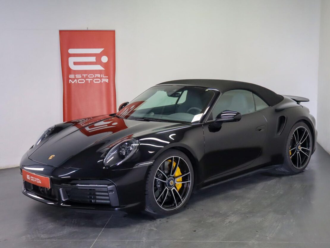 Porsche 911 Turbo S Cabriolet 2