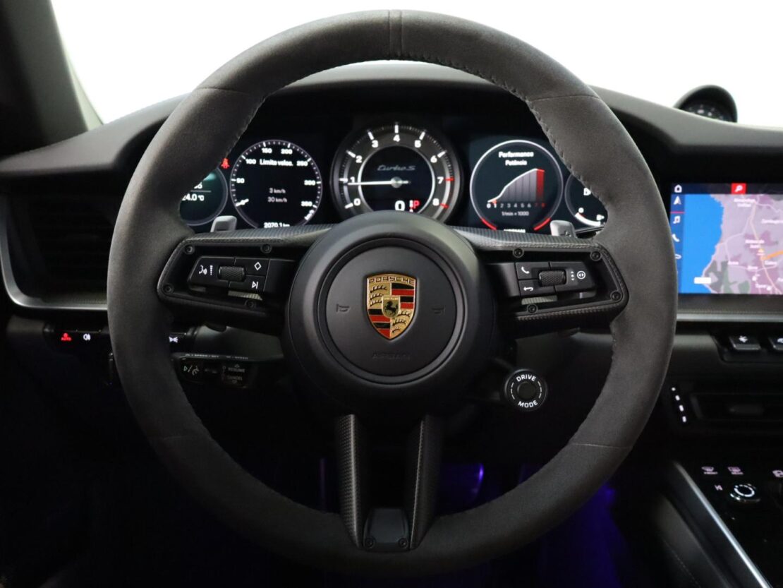 Porsche 911 Turbo S Cabriolet 18