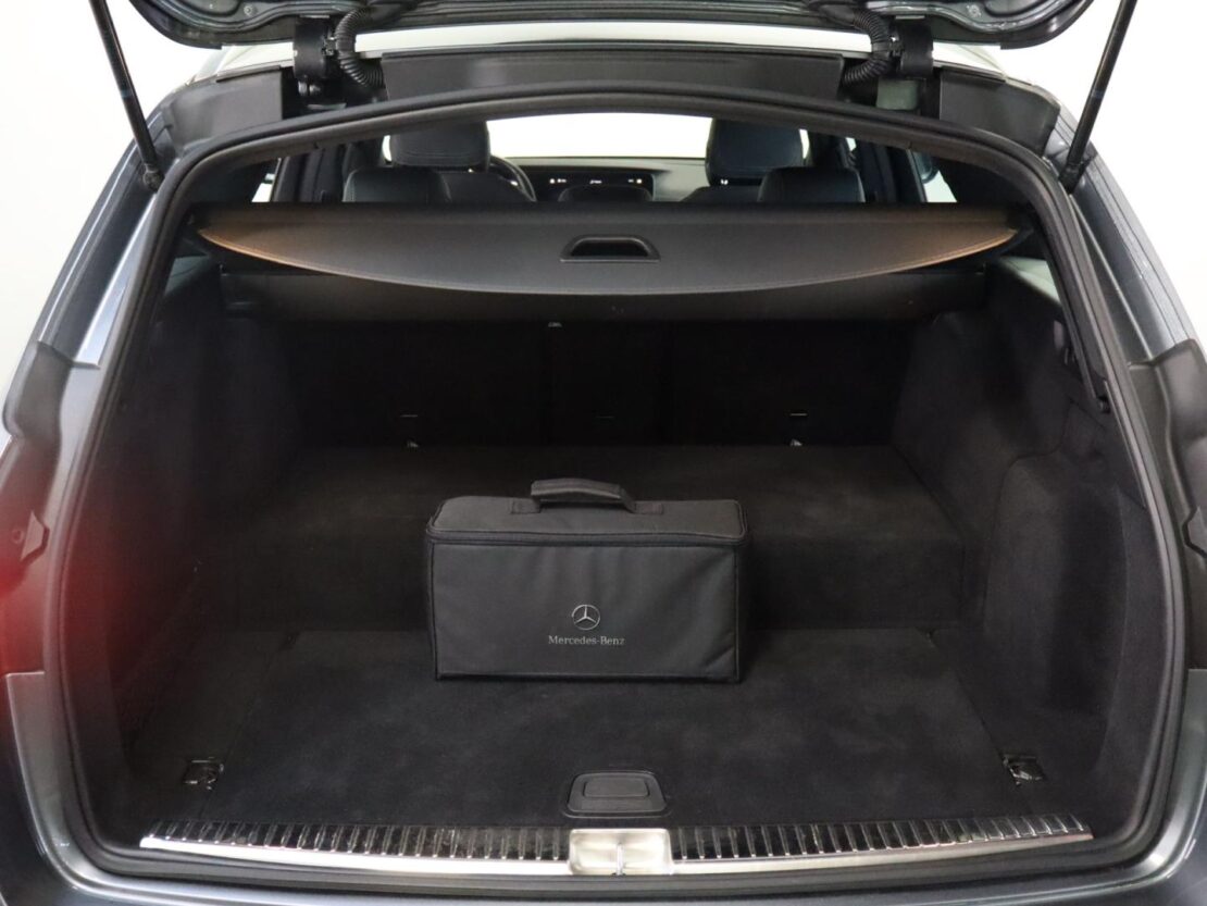 Mercedes Benz Classe E E 300 de Auto AMG LINE 21