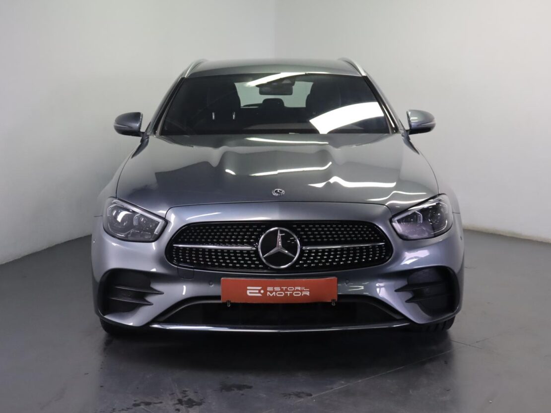 Mercedes Benz Classe E E 300 de Auto AMG LINE 2