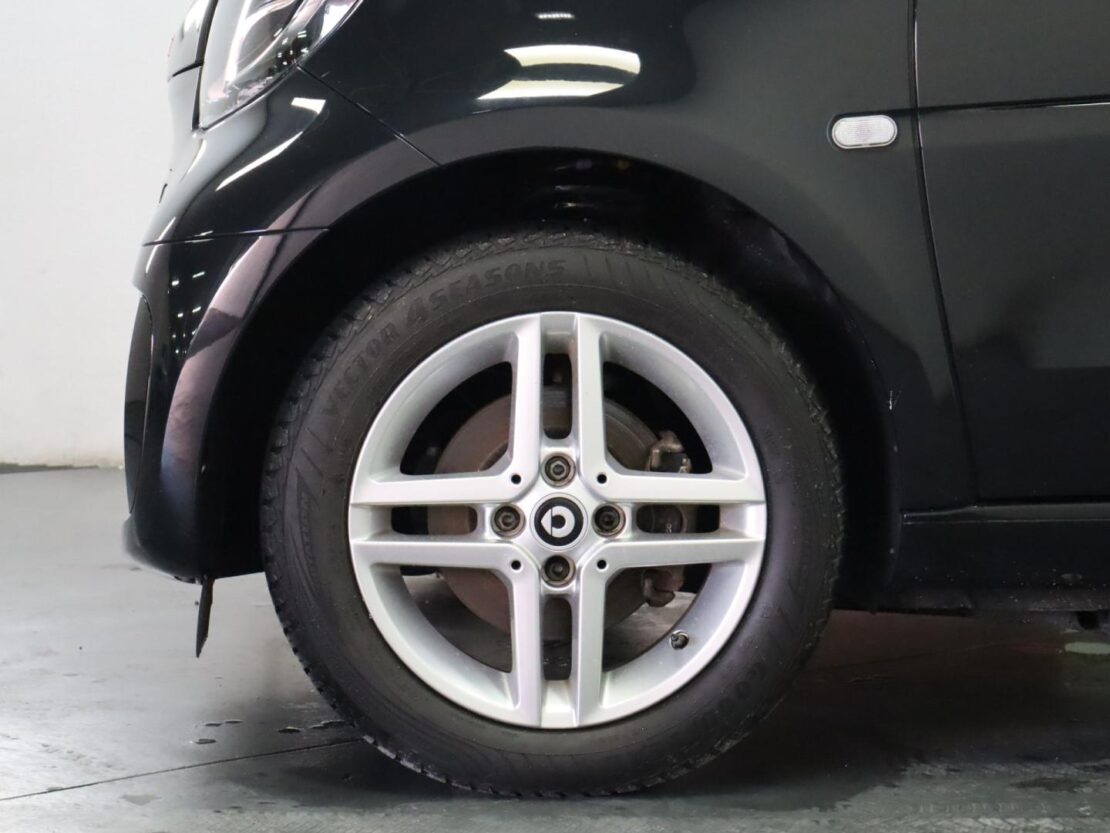 Smart Fortwo EQ passion 5