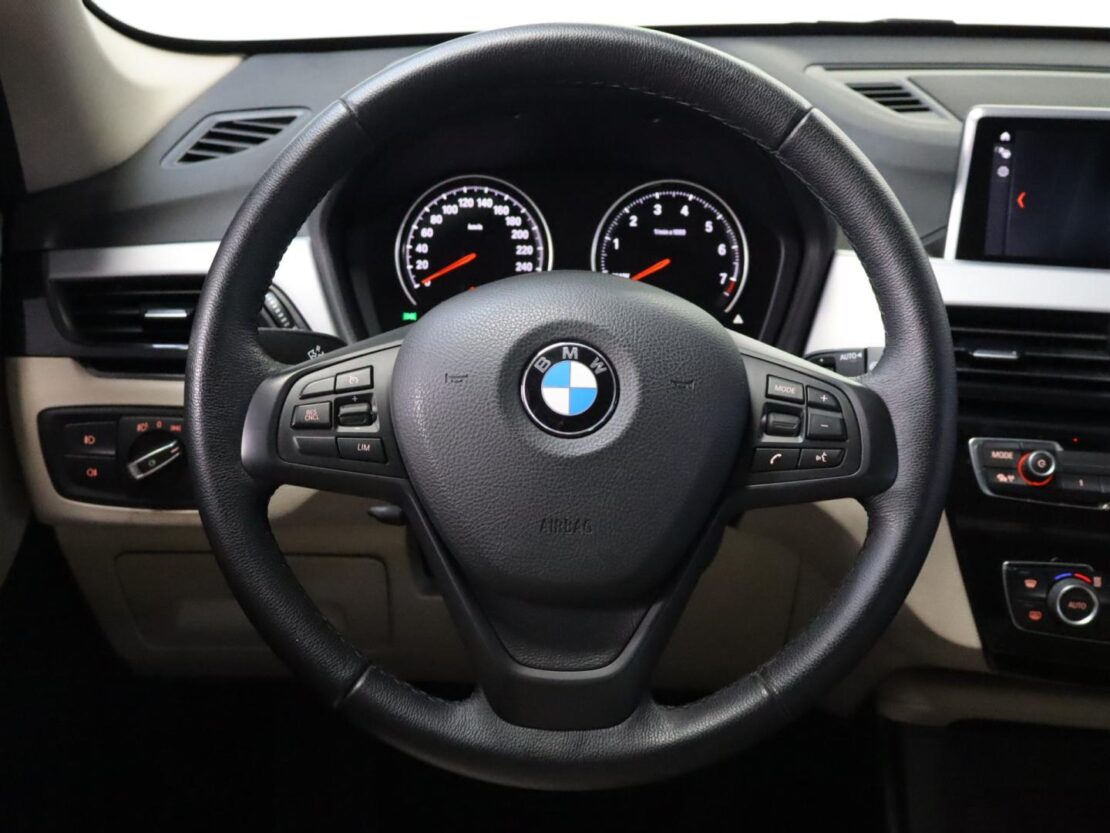 BMW X1 xDrive25e 11