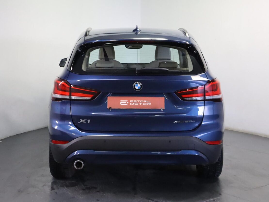 BMW X1 xDrive25e 4