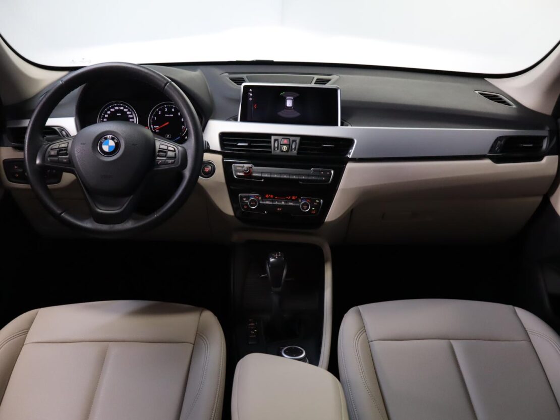 BMW X1 xDrive25e 10