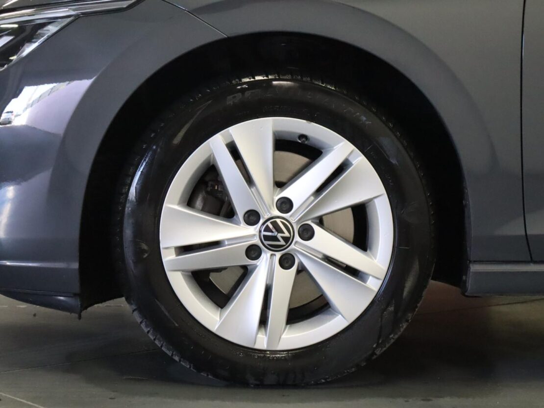 Volkswagen Golf 2.0 TDI Life Variant 5