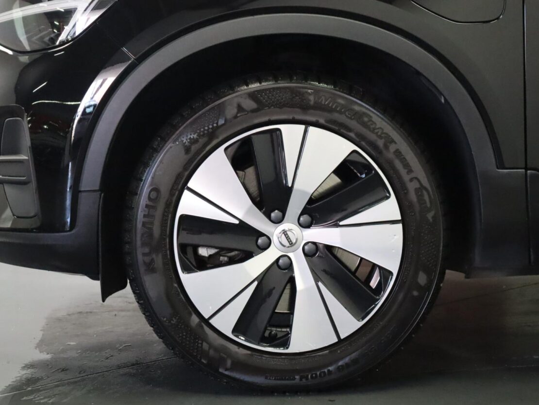 Volvo XC40 1.5 T4 Essential PG HYBRID 5