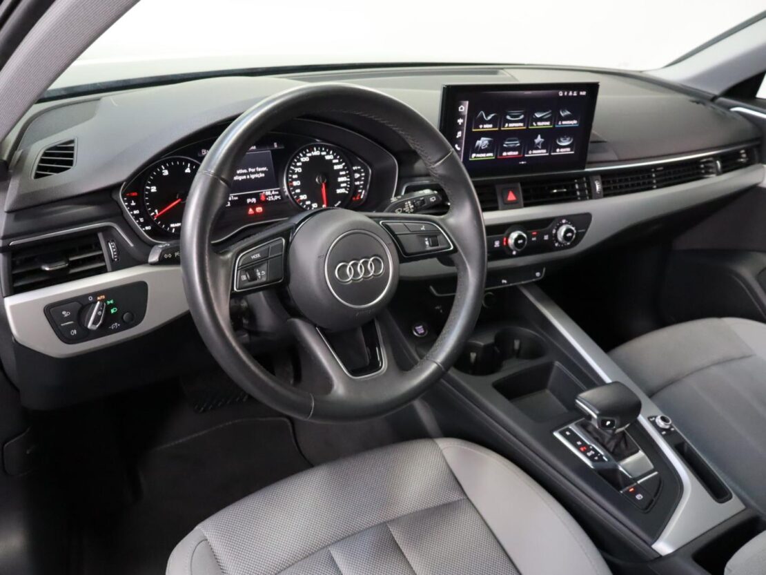 Audi A4 35 TDI S tronic Avant 6