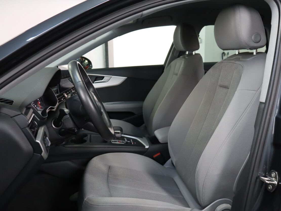 Audi A4 35 TDI S tronic Avant 7