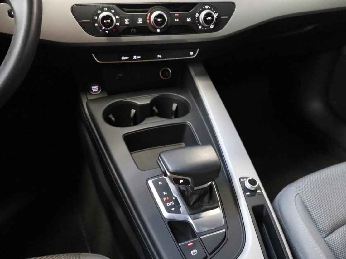 Audi A4 35 TDI S tronic Avant 14