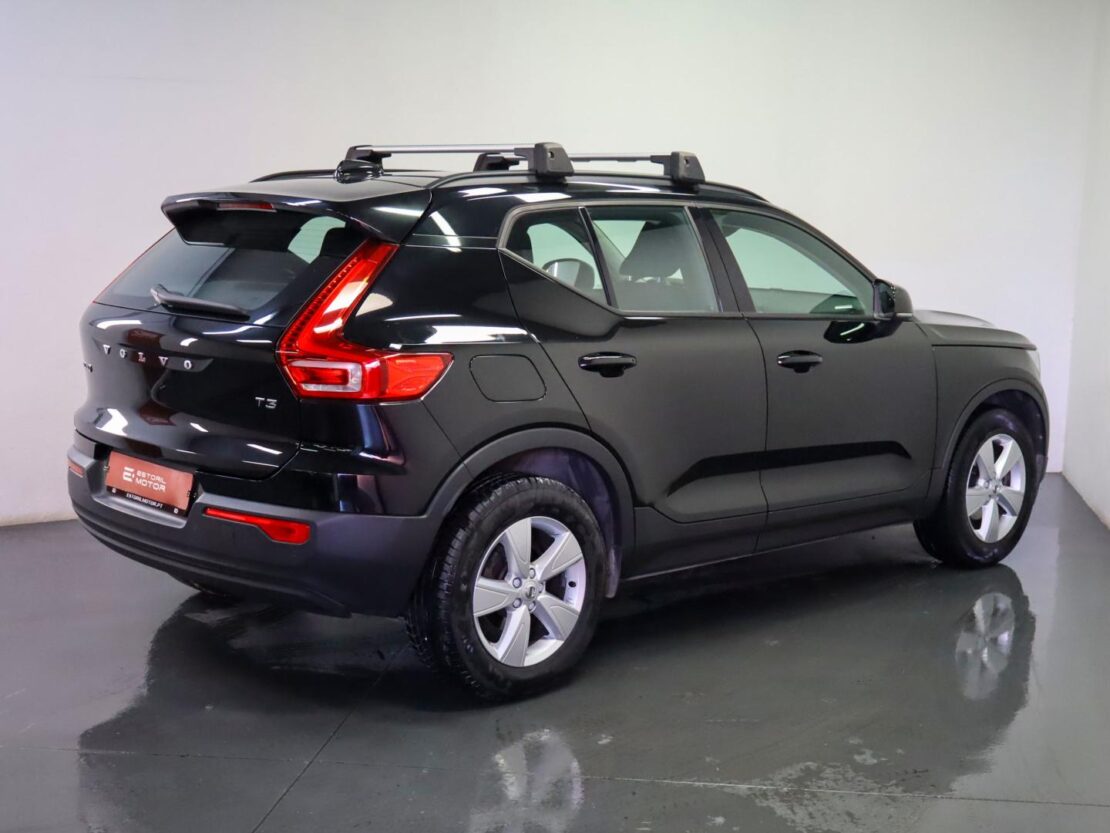 Volvo XC40 1.5 T3  Momentum 3