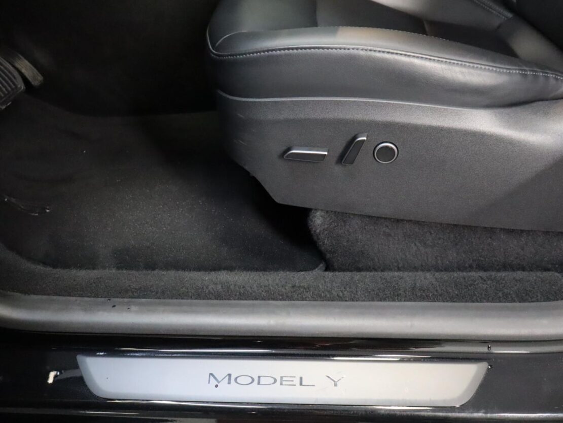 Tesla Model Y Tração Traseira 12