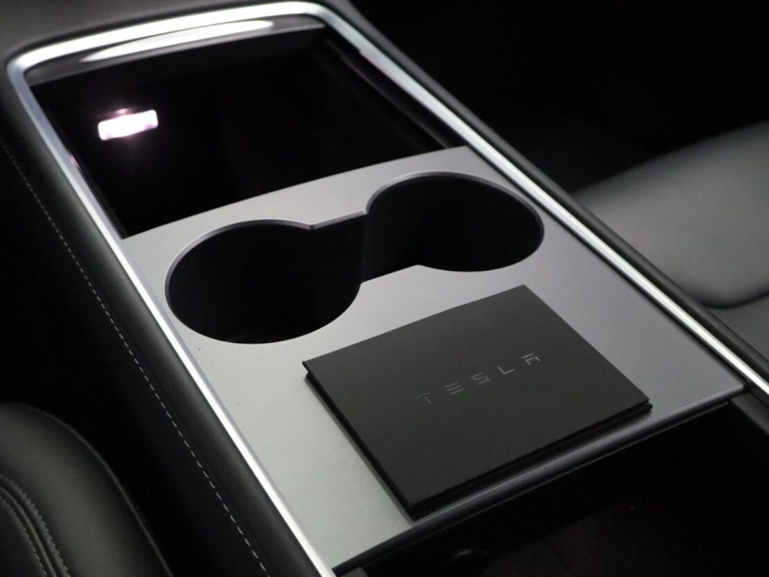 Tesla Model Y Tração Traseira 23