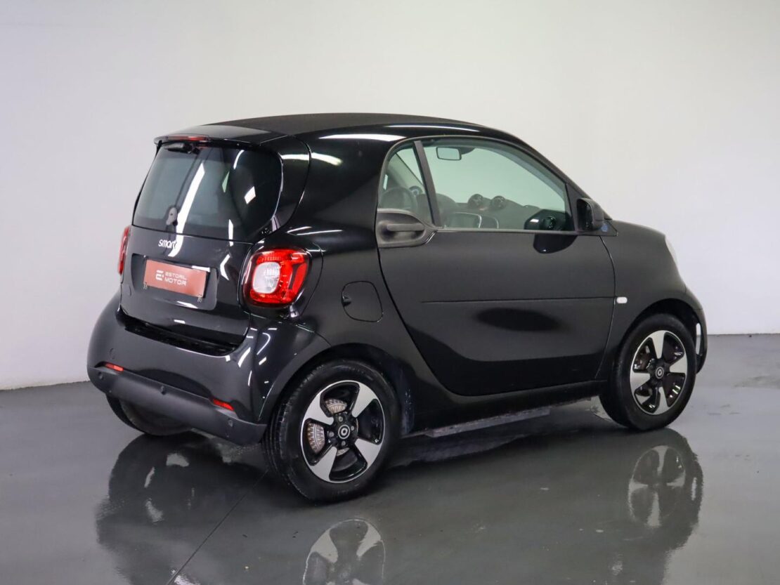 Smart Fortwo EQ passion 3