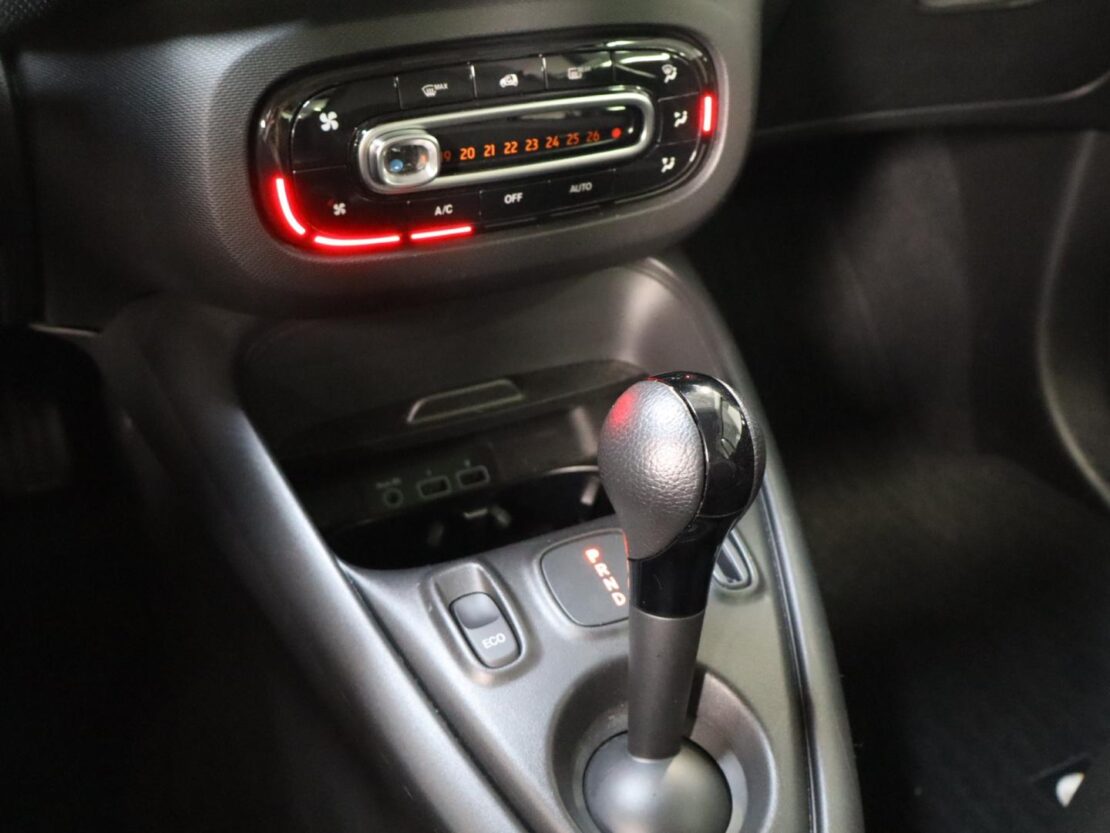 Smart Fortwo EQ passion 14