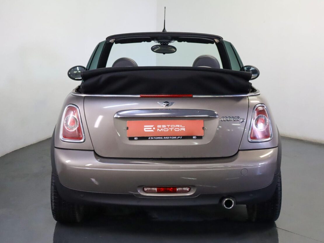 Mini Mini Cooper D Cabrio Auto 7