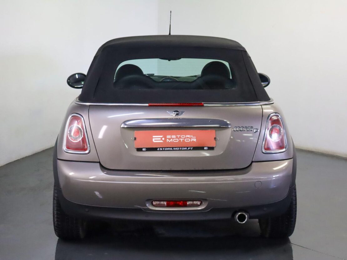 Mini Mini Cooper D Cabrio Auto 8