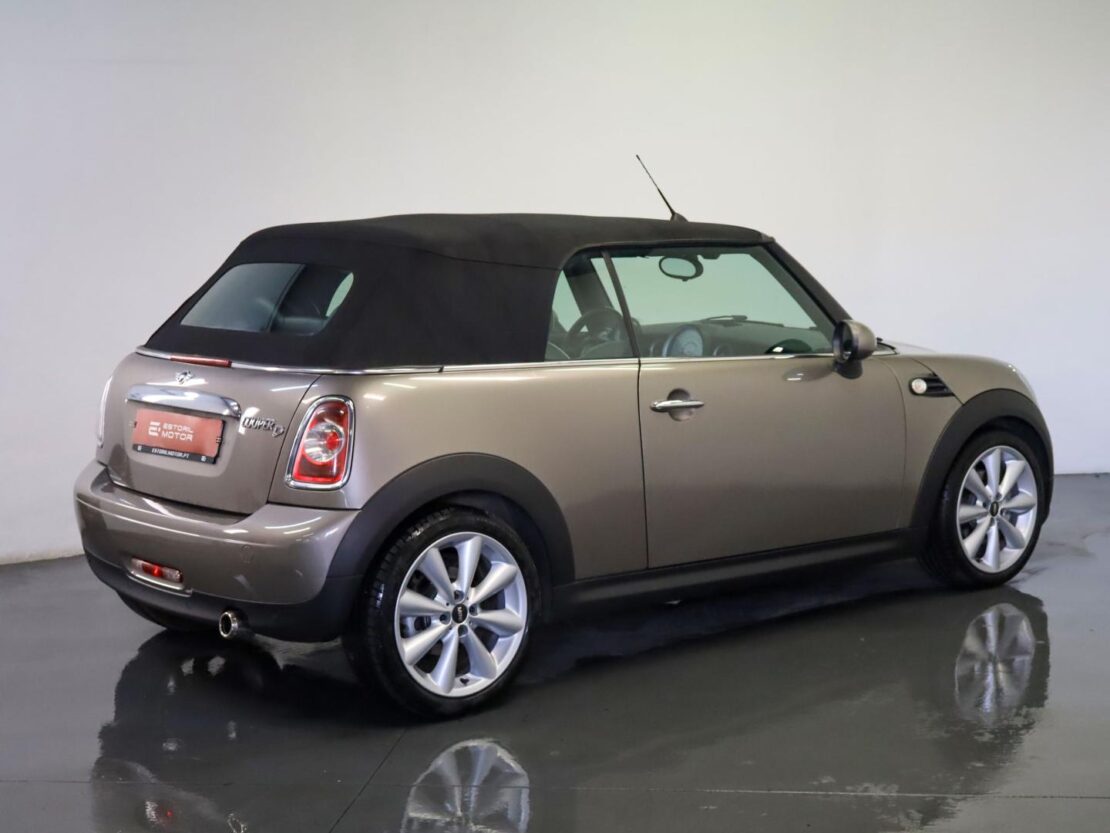 Mini Mini Cooper D Cabrio Auto 5