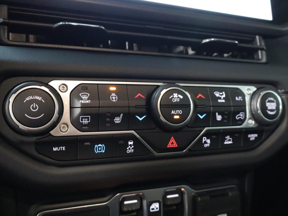 Jeep Wrangler Rubicon 2.0 TG Plug In Hybrid  4Xe AT8 27
