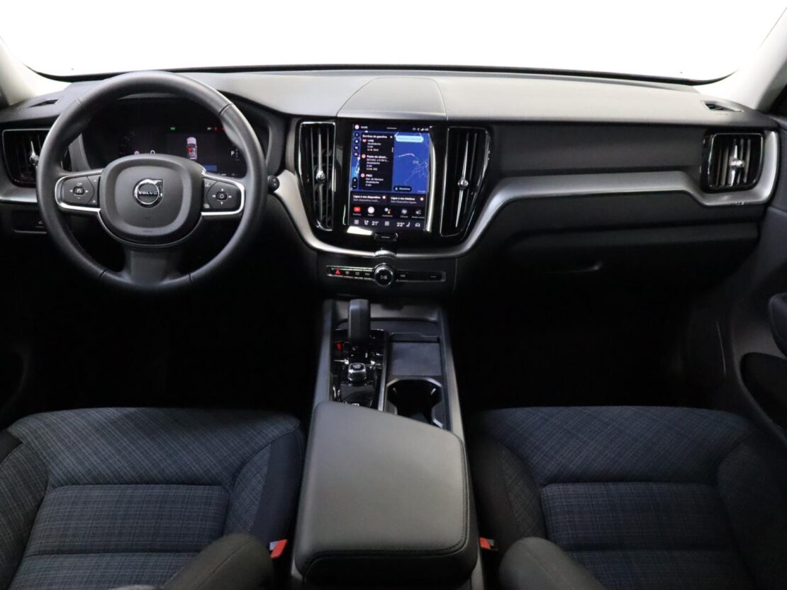 Volvo XC60 2.0 T6 PHEV Core AWD 12