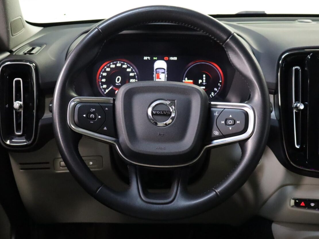 Volvo XC40 T5  Plug-in Hybrid Inscription 11