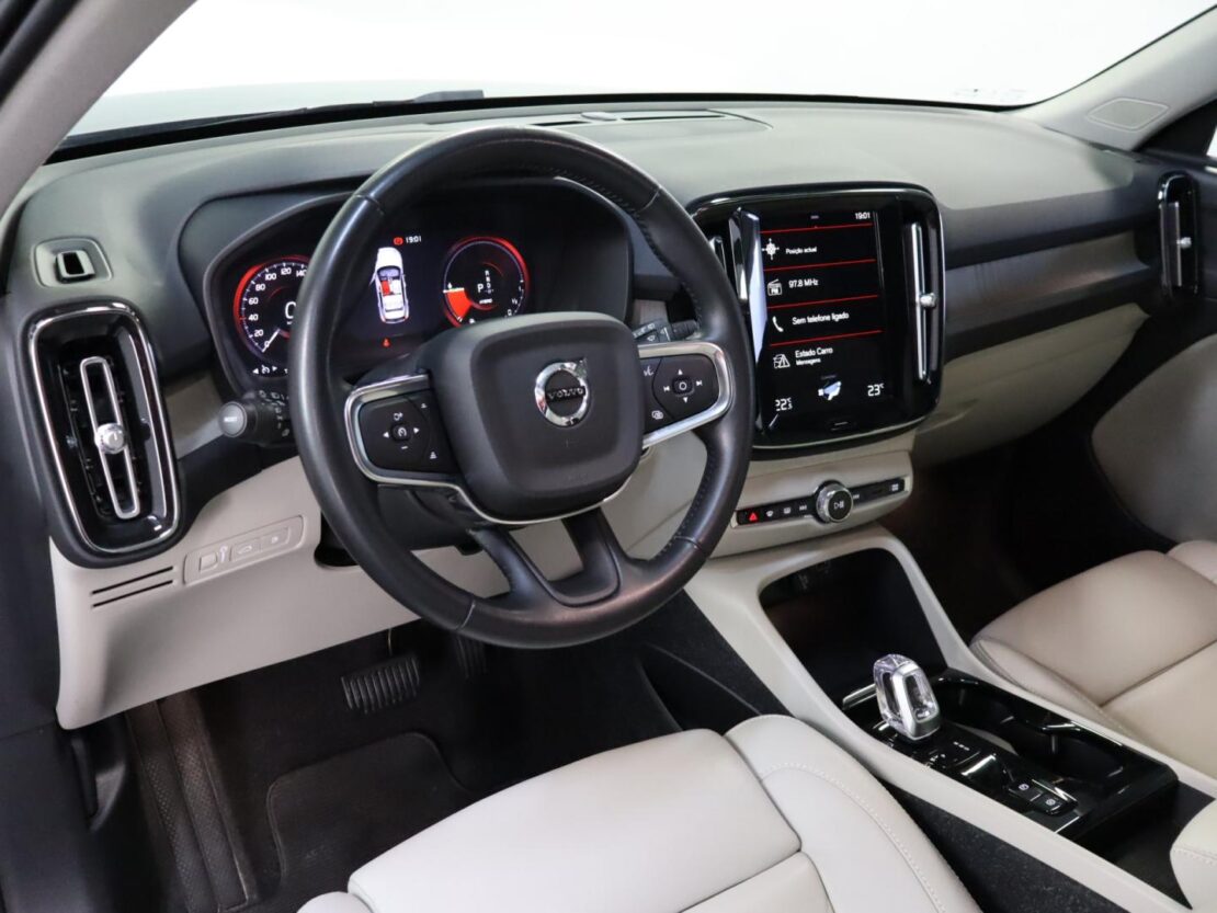 Volvo XC40 T5  Plug-in Hybrid Inscription 7
