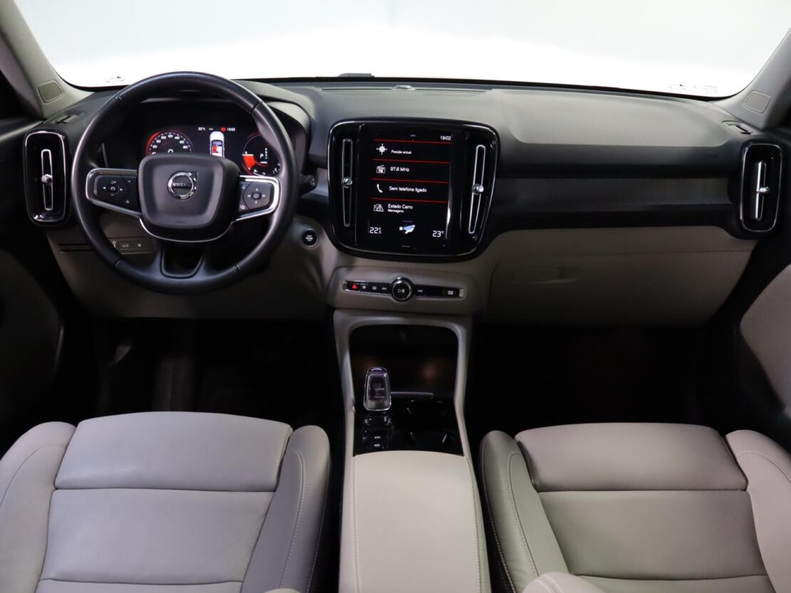 Volvo XC40 T5  Plug-in Hybrid Inscription 10