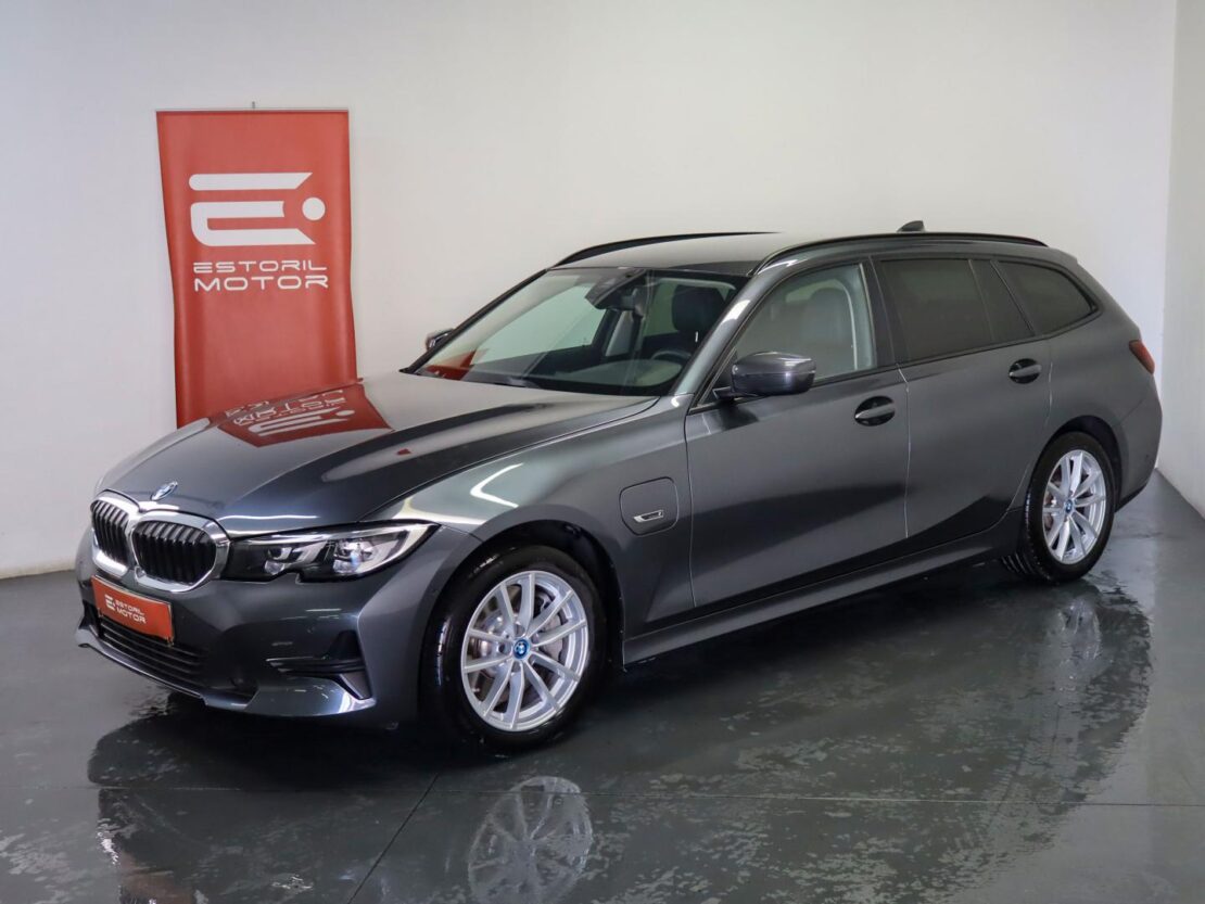 BMW Serie 3 330e Auto Corporate Edition 1