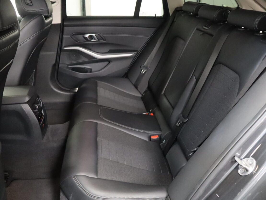 BMW Serie 3 330e Auto Corporate Edition 11
