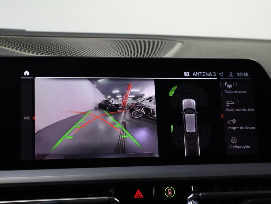BMW Serie 3 330e Auto Corporate Edition 19