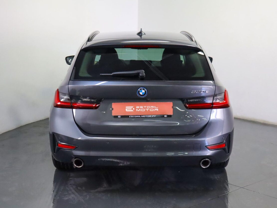 BMW Serie 3 330e Auto Corporate Edition 4