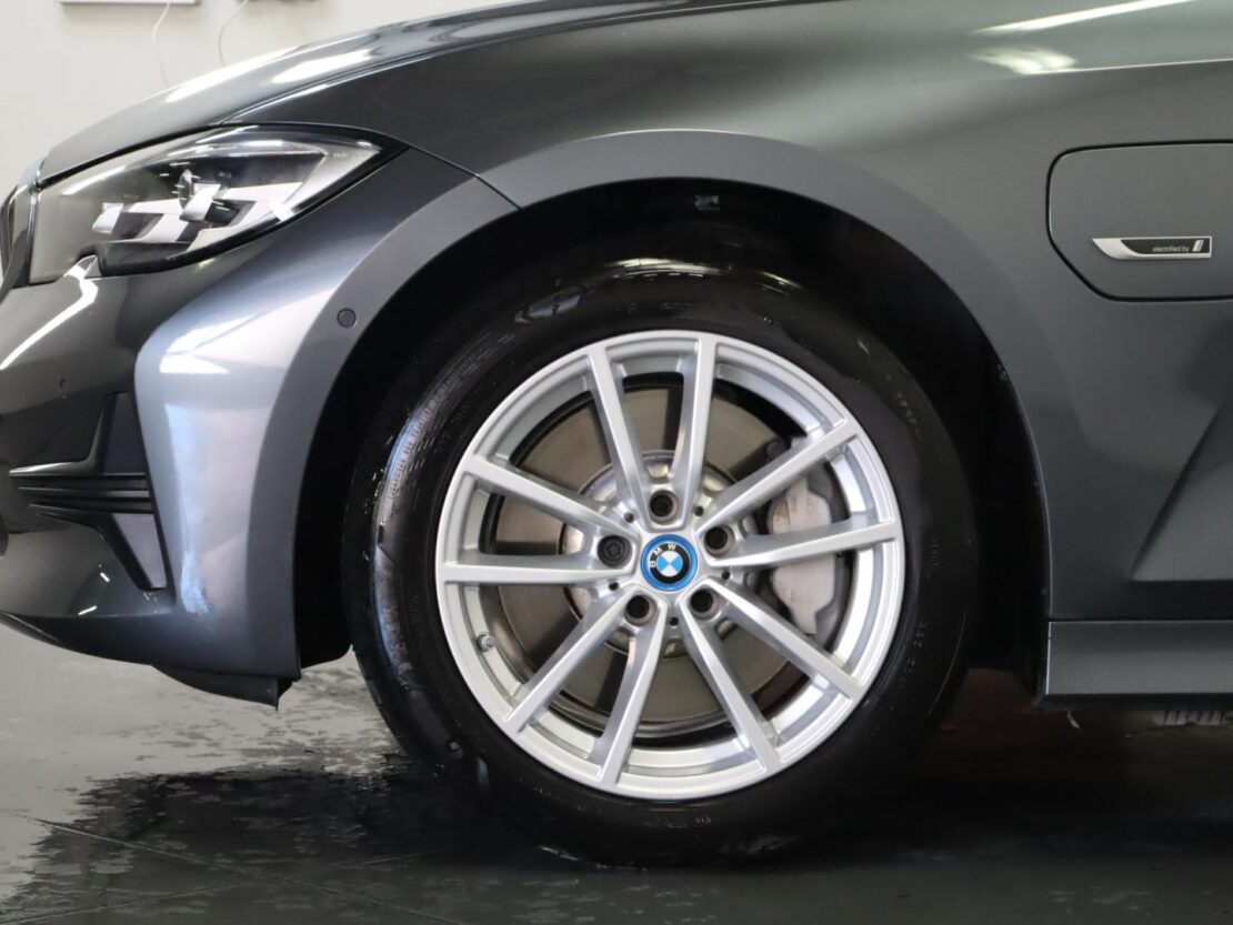 BMW Serie 3 330e Auto Corporate Edition 5