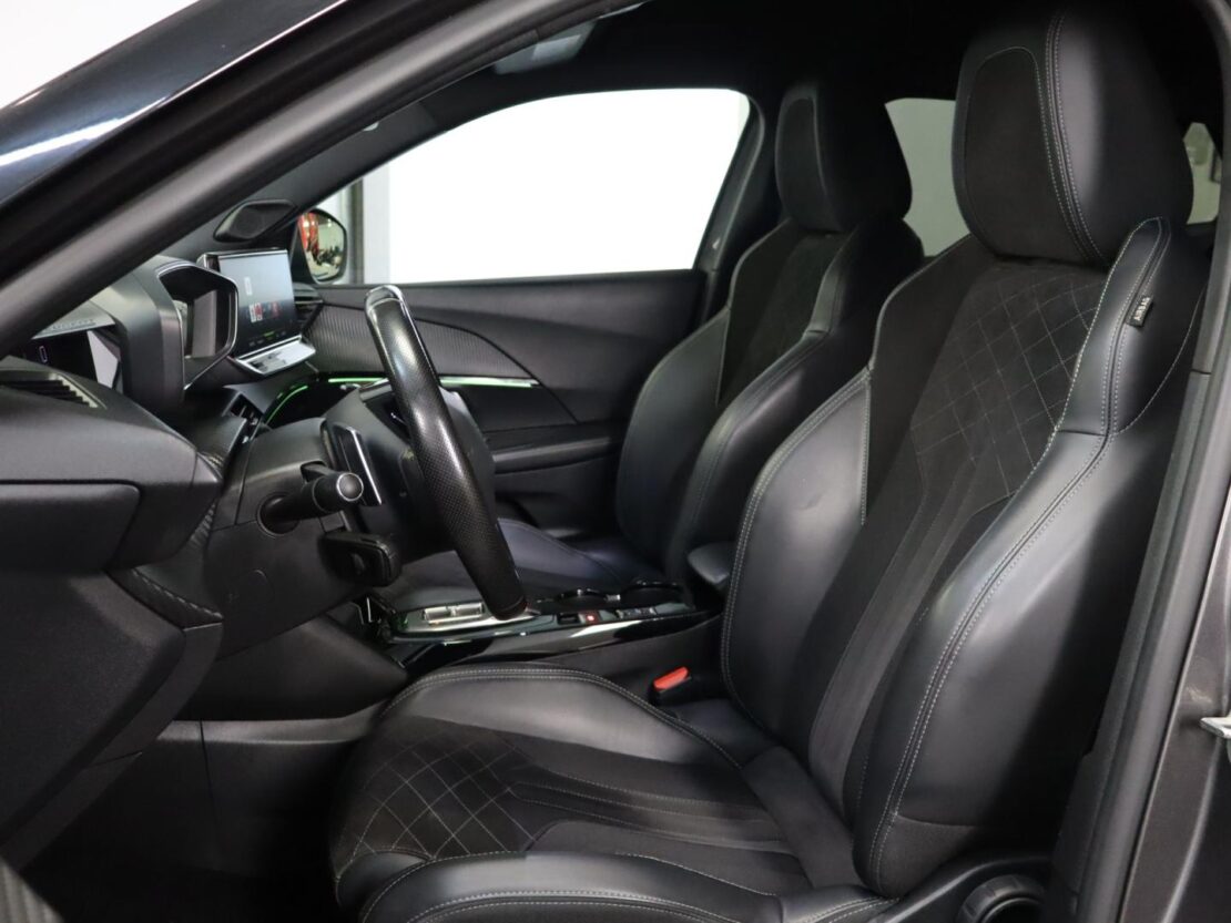 Peugeot 2008 1.5 BlueHDi GT EAT8 7