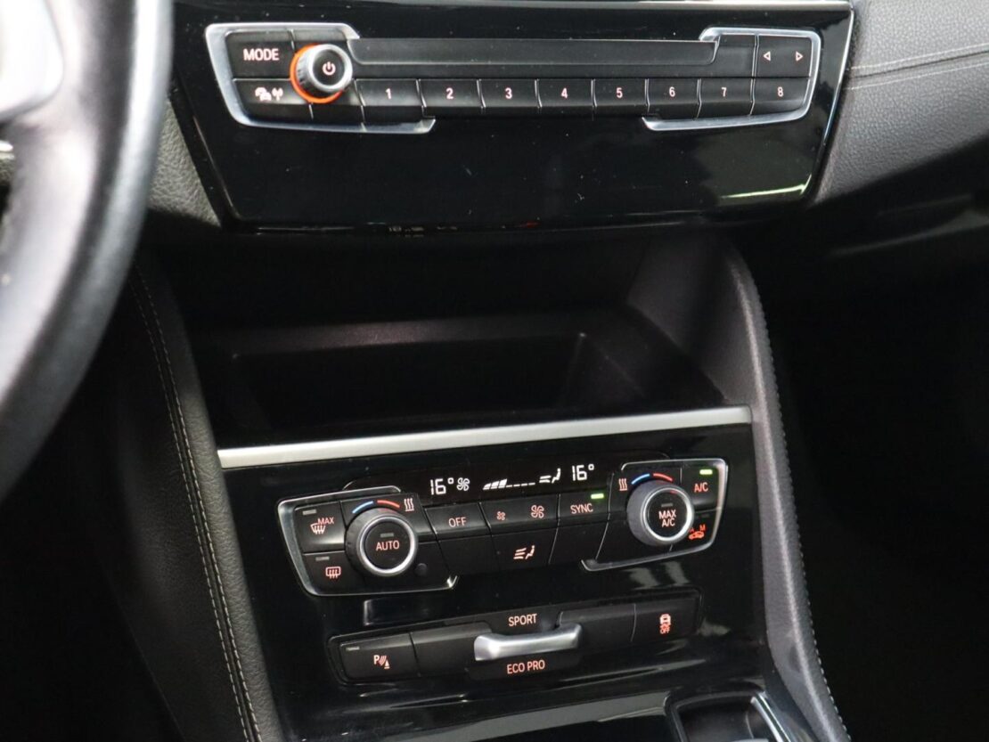 BMW Serie 2 Gran Tourer 216d Auto Line sport 17