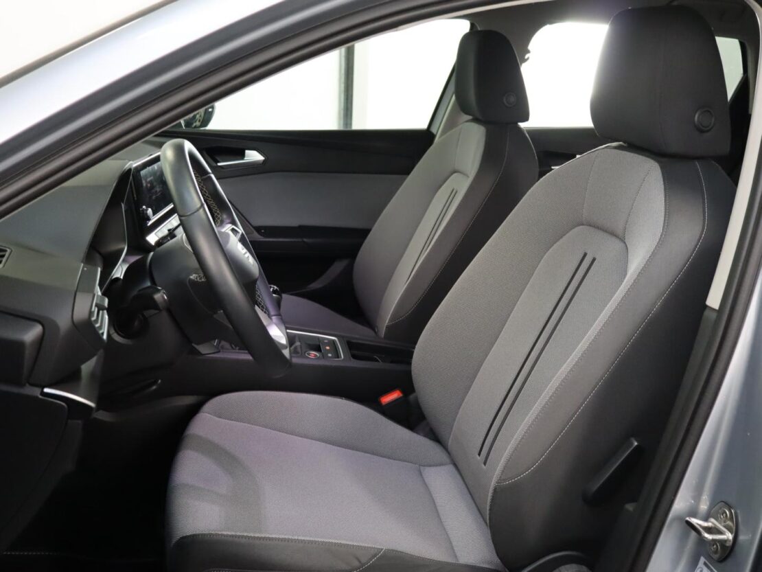 SEAT Leon ST 2.0 TDI STYLE 7