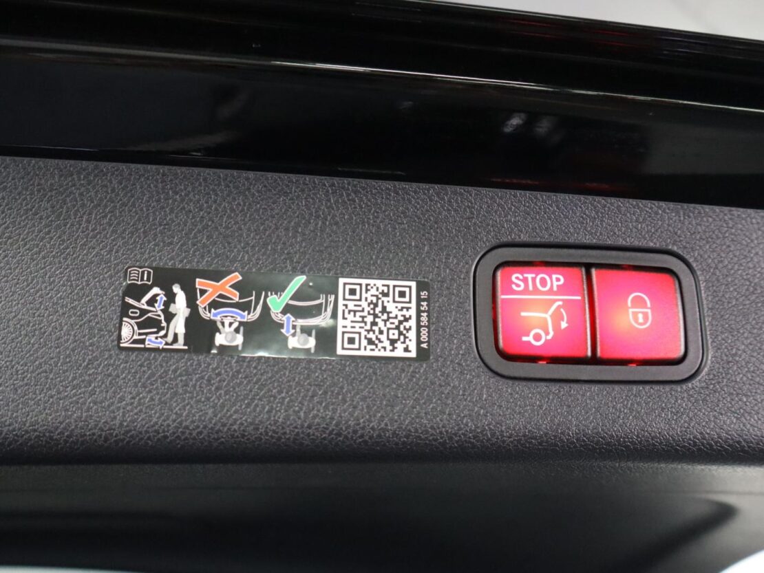 Mercedes Benz Classe E Mercedes-AMG E 53 HYBRID 4MATIC+ Station 30