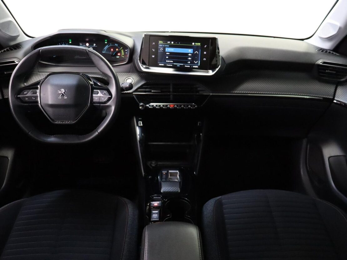 Peugeot e-208 Active Versão Eléctrica 10