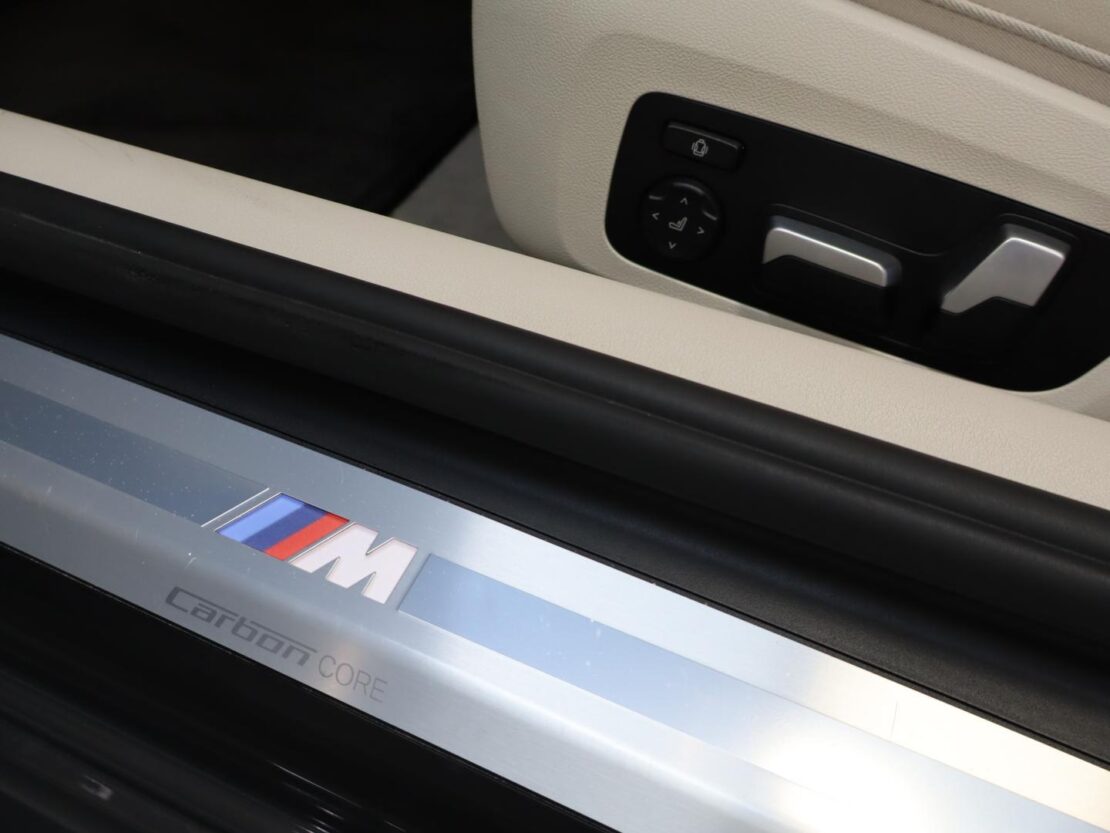 BMW Serie 8 840i Auto I Pack M 11