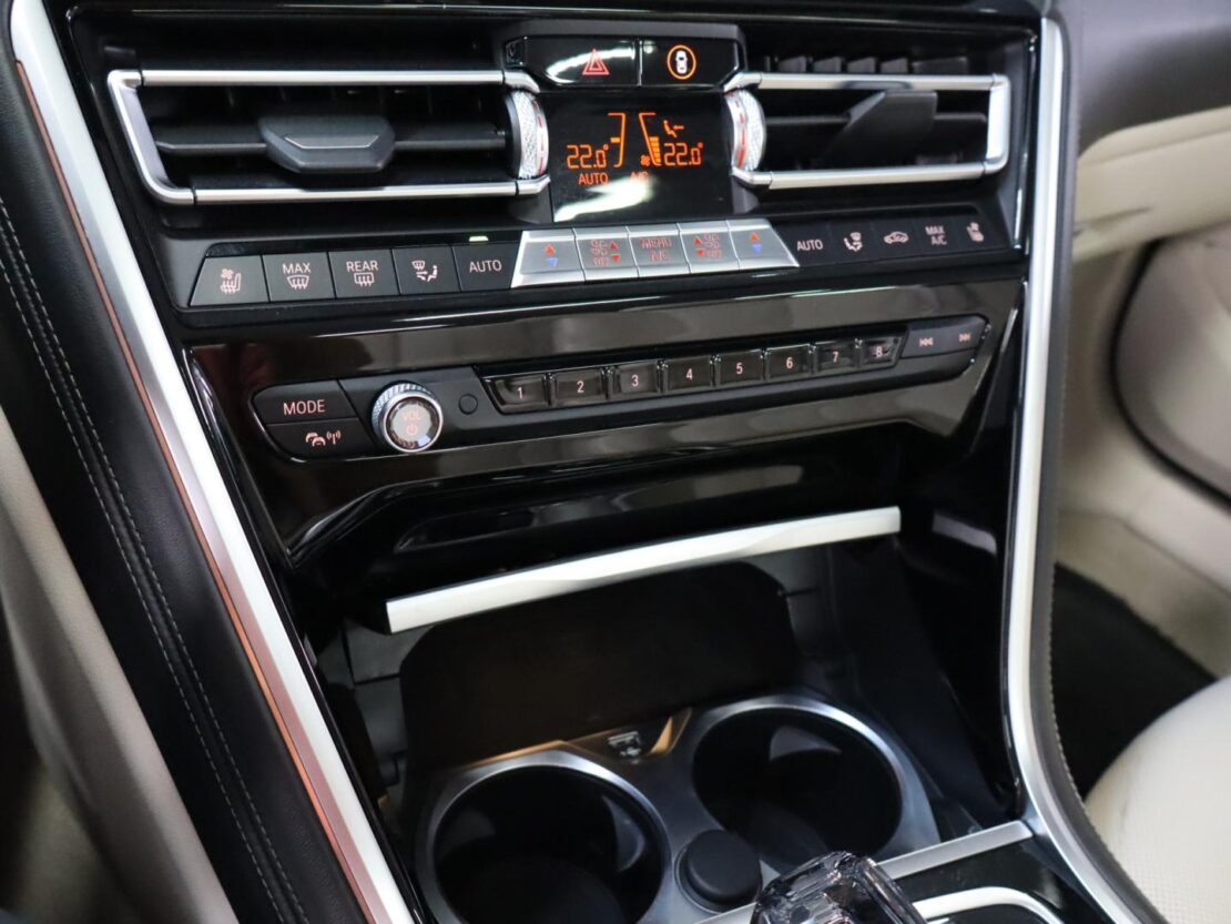 BMW Serie 8 840i Auto I Pack M 24