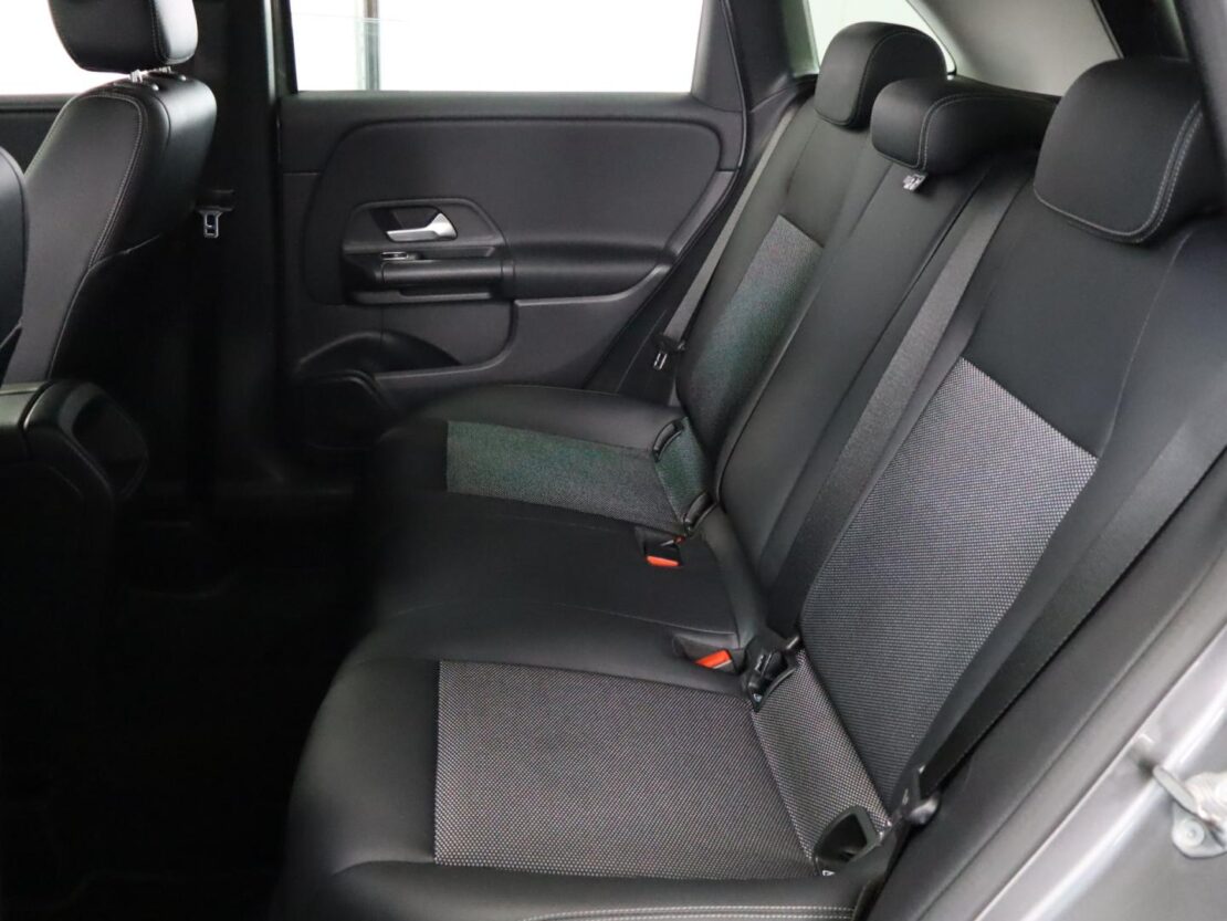 Mercedes Benz Classe B B 180 d Progressive 8
