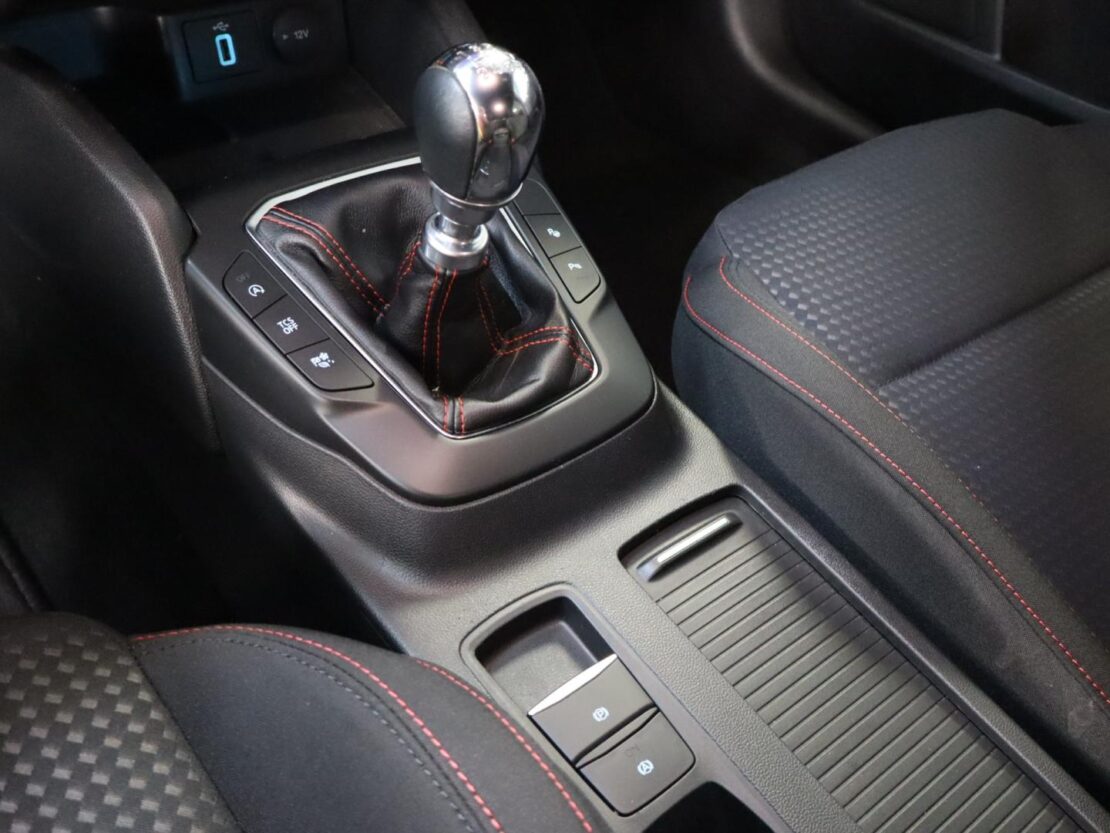 Ford Focus SW 1.0 ECOBOOST MHEV ST-LINE 17