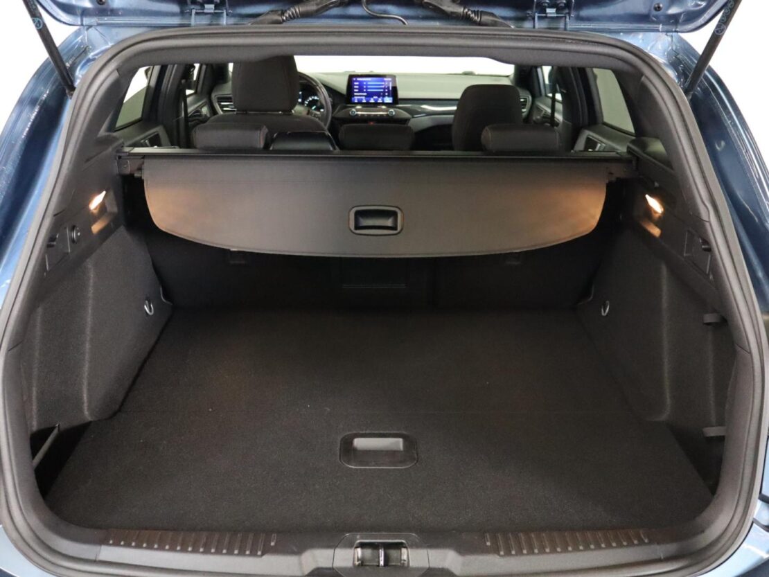 Ford Focus SW 1.0 ECOBOOST MHEV ST-LINE 18