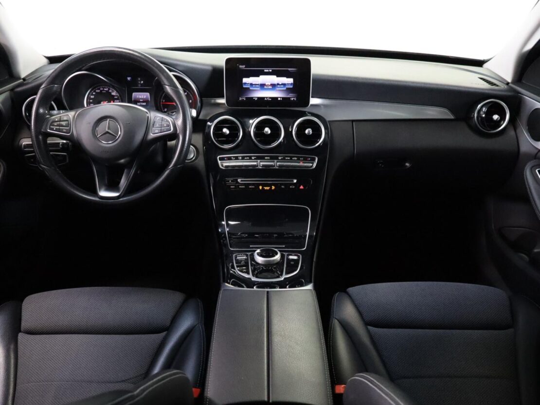Mercedes Benz Classe C C 220 d Avantgarde Aut. 11