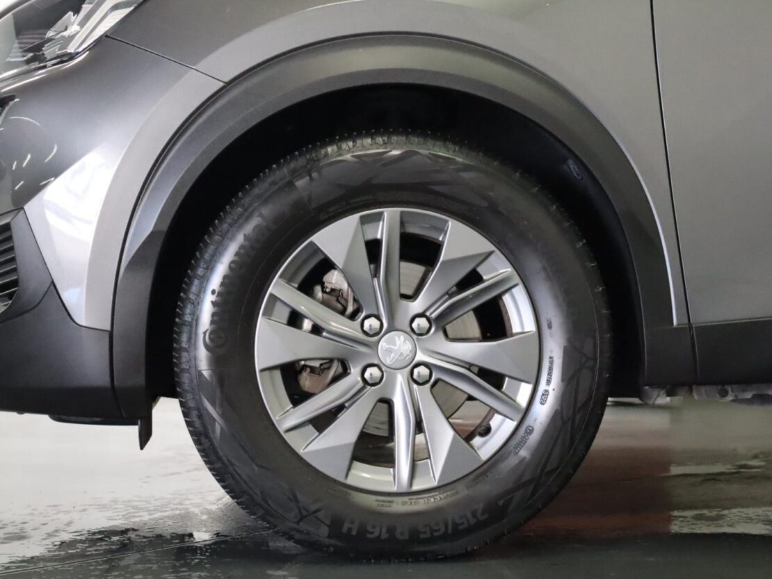 Peugeot 2008 1.2 PureTech Active 5