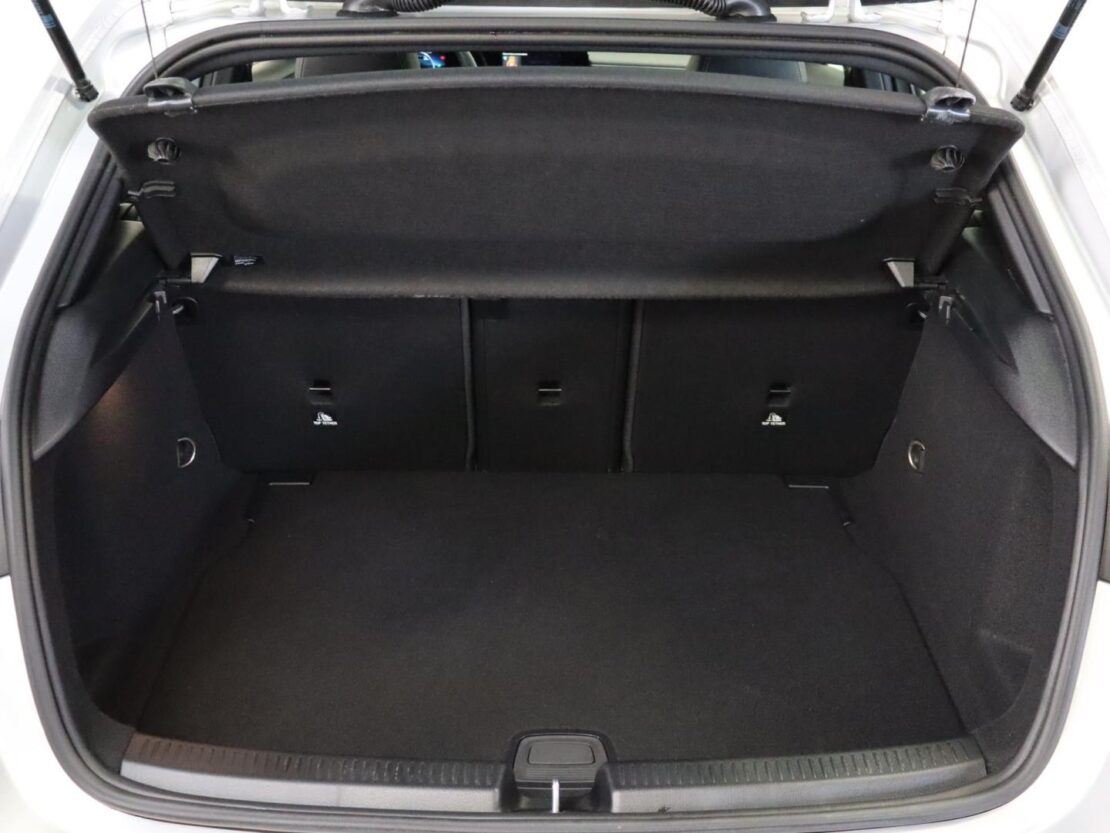 Mercedes Benz Classe A 160 d Business Solutions 18