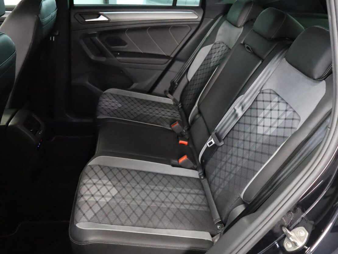 Volkswagen Tiguan 1.4 TSI eHybrid R-Line DSG 11
